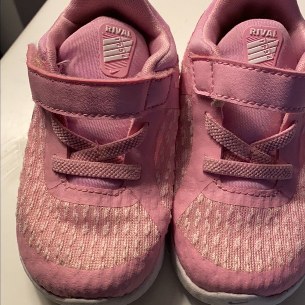 Nike size 5 pink sneakers